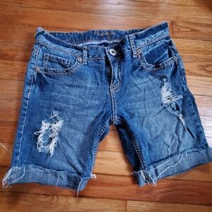 Distressed Blue Denim Shorts Sz 9 Amethyst